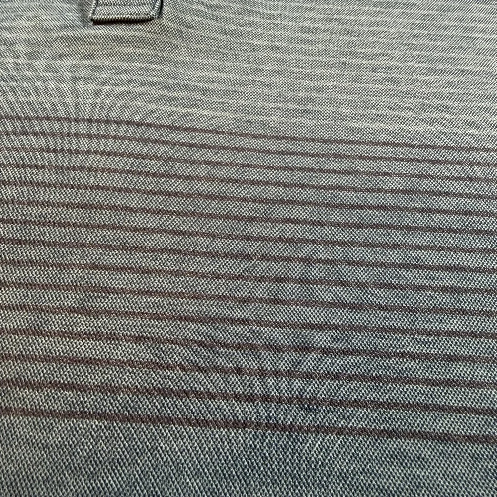 Travis Mathew Men's Polo Performance Blue-Gray Subtle Horizontal Stripes Logo M - Picture 14 of 14